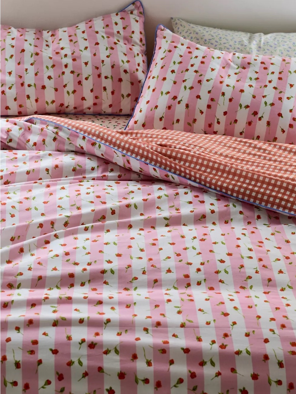 NWOT UO Home Gingham Rose Striped Reversible Duvet Cover & Sham Set Queen Size